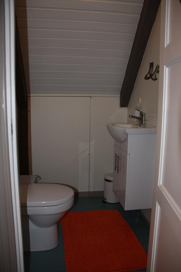 Julia'S Guesthouse B&B Hnaus Luaran gambar